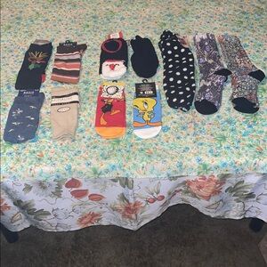 Large ladies sock bundle (11)(mnwt)